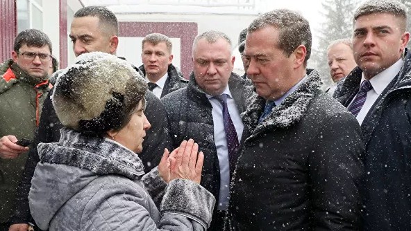 Алтайская пенсионерка рассказала о реакции односельчан на жалобу Медведеву