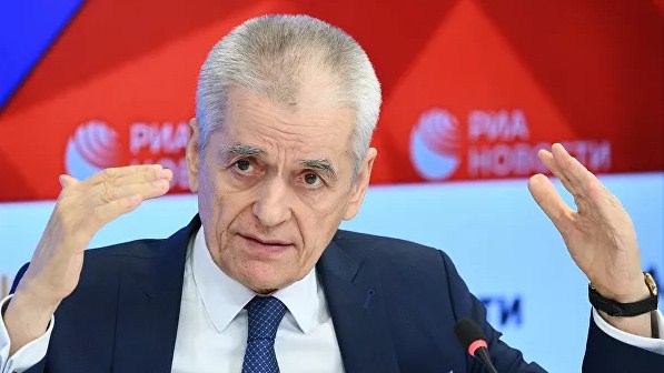Бегите к врачам "по любому поводу". Онищенко о борьбе с коронавирусом