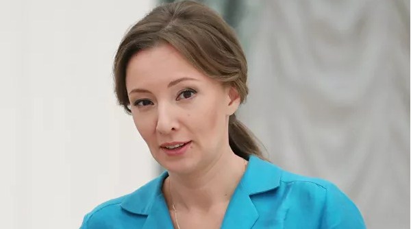 Кузнецова рассказала, что формирует отношение к алкоголю у детей