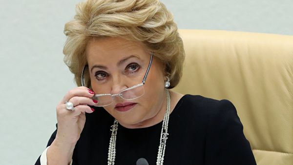 Матвиенко оценила мемы про законы о фейках и оскорблении государства