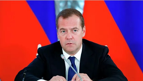 Медведев поздравил главных раввинов России с иудейским Новым годом