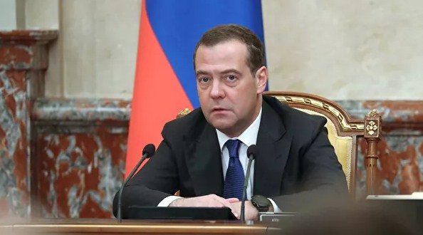 Медведев распорядился создать "Большую российскую энциклопедию"