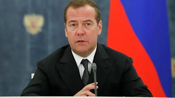 Медведев рассказал о предложении учредить международную премию Менделеева