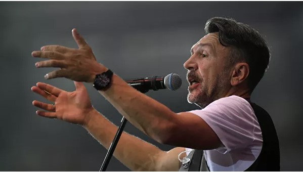 "Много чего сбудется". Шнуров о планах при отсутствии внимания СМИ