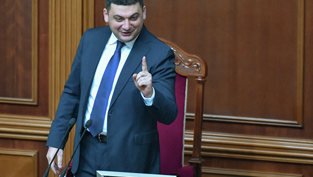 Премьеру Украины не стоит бояться отставки, считает депутат Рады