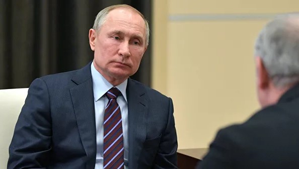 Путин обсудил с Бегловым строительство артпарка в Петербурге