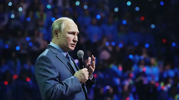 Путин пригласил на парад ветерана, просившего об этом на прямой линии