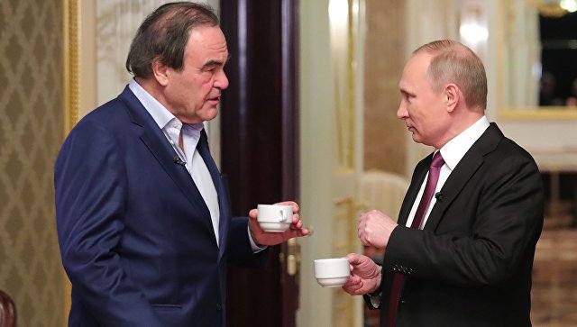 Путин рассказал Стоуну об ответе НАТО, судьбе Сноудена и Украине