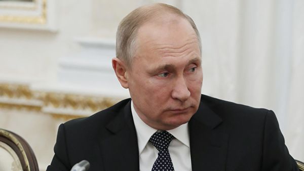 Путин заявил о важности сбережения языков коренных народов