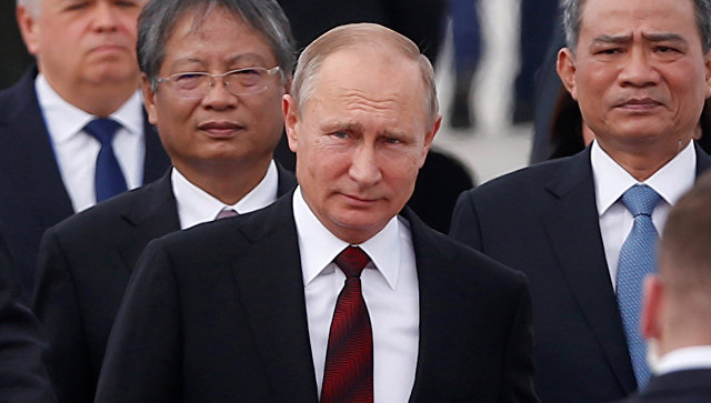 Россия готова развивать военные связи с Филиппинами, заявил Путин