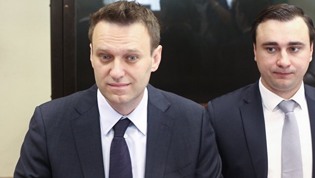 Суд обязал Навального опровергнуть его заявления об Усманове