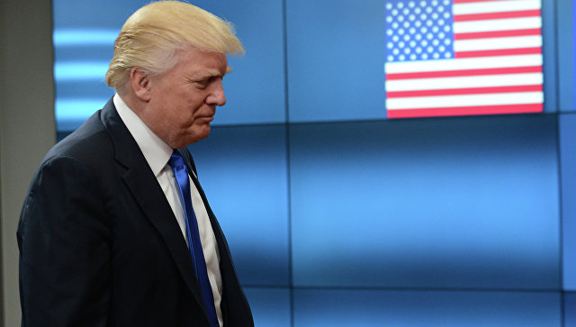 Трамп стал самым непопулярным президентом США за 70 лет, показал опрос