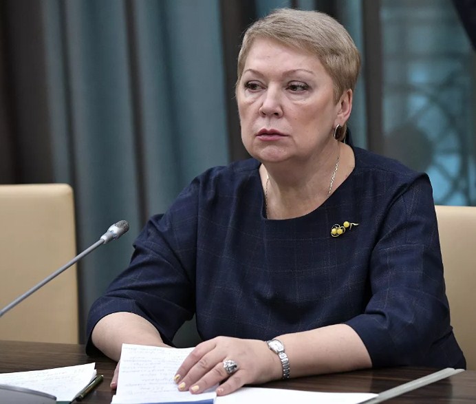 Васильева прокомментировала идею Грефа отменить школьные экзамены