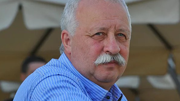 "Возьмите словарь". Якубович пояснил спорный эпизод в "Поле чудес"