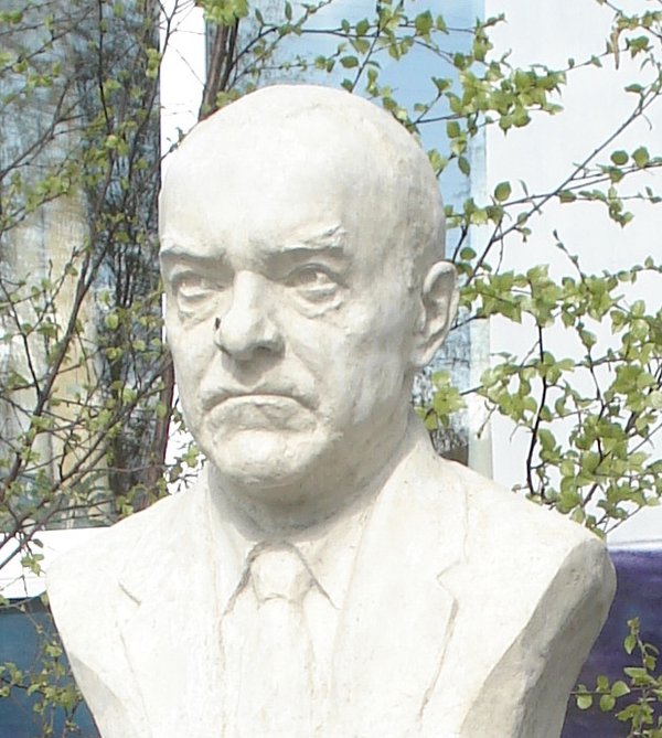 Пикуль Валентин Саввич