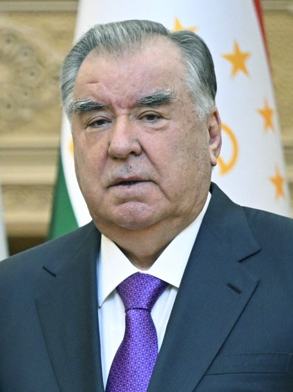 Рахмон Эмомали